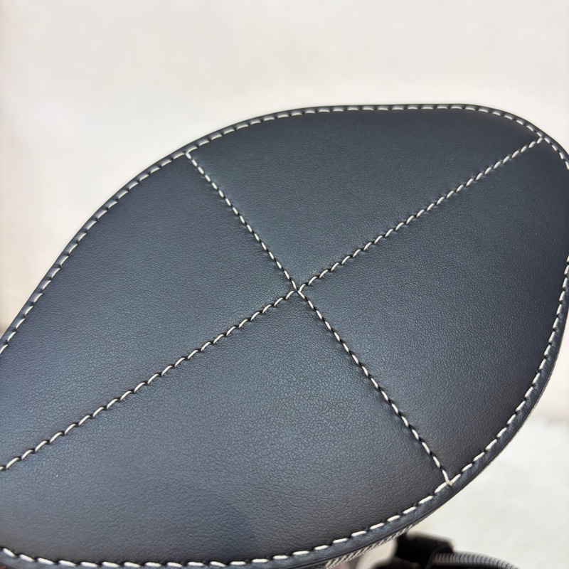 Burberry 8112238 經典格紋水桶包 手提包 側背包 斜背包-39