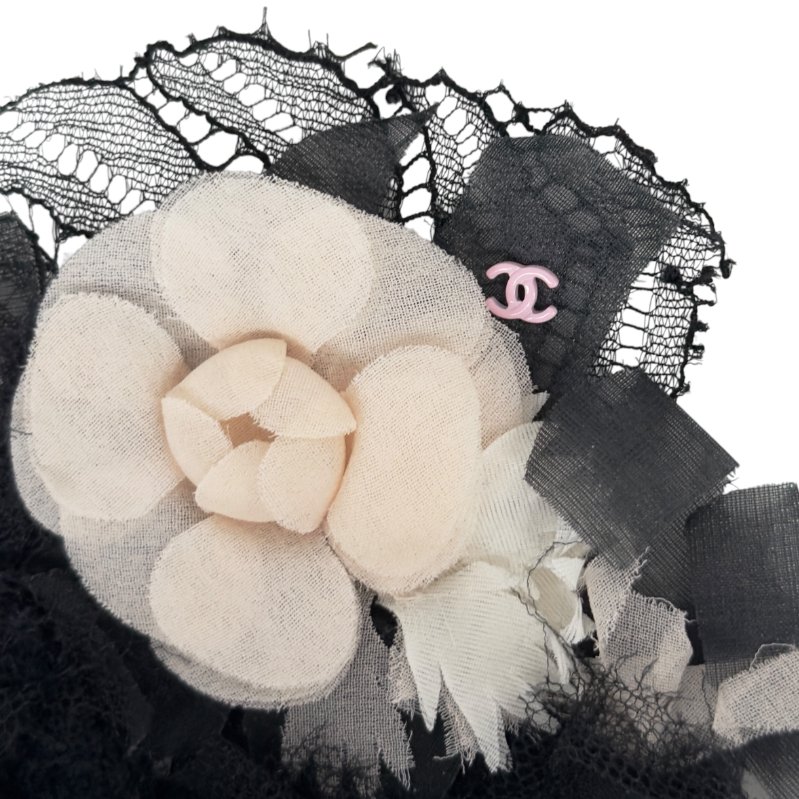 CHANEL CC 山茶花 胸針-1