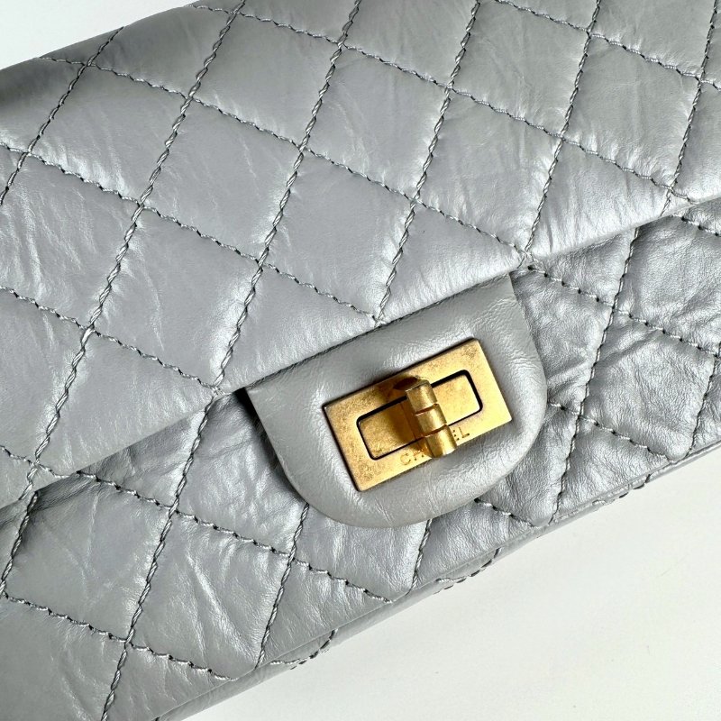 CHANEL 2.55 Mini 20 淺灰 復古小牛皮 霧金鍊 斜挎 單肩 迷你 口蓋包 AS0874-3