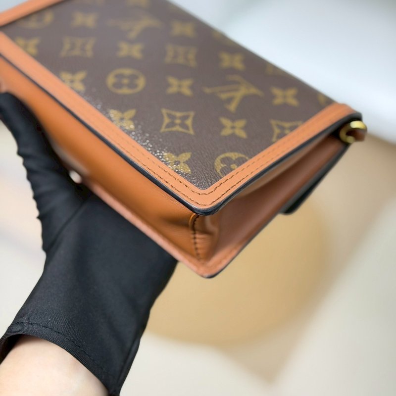🏷LV 路易威登．Dauphine 達芙妮 woc M68746 芯片款-7