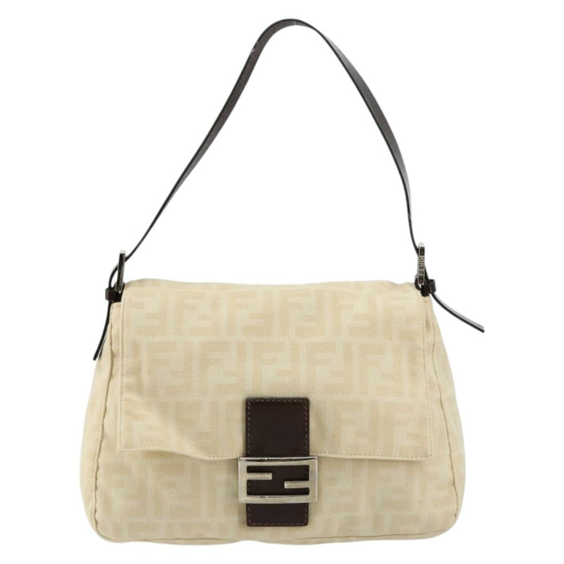 【日本直送】FENDI Zucca 帆布 Mamma Baguette 單肩包米色銀色正品 ep14613A-12
