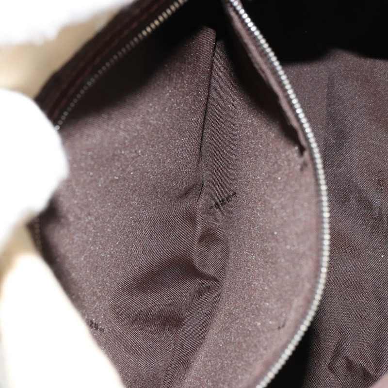 【日本直送】FENDI Zucca 帆布 Mamma Baguette 單肩包米色銀色正品 ep14613A-24