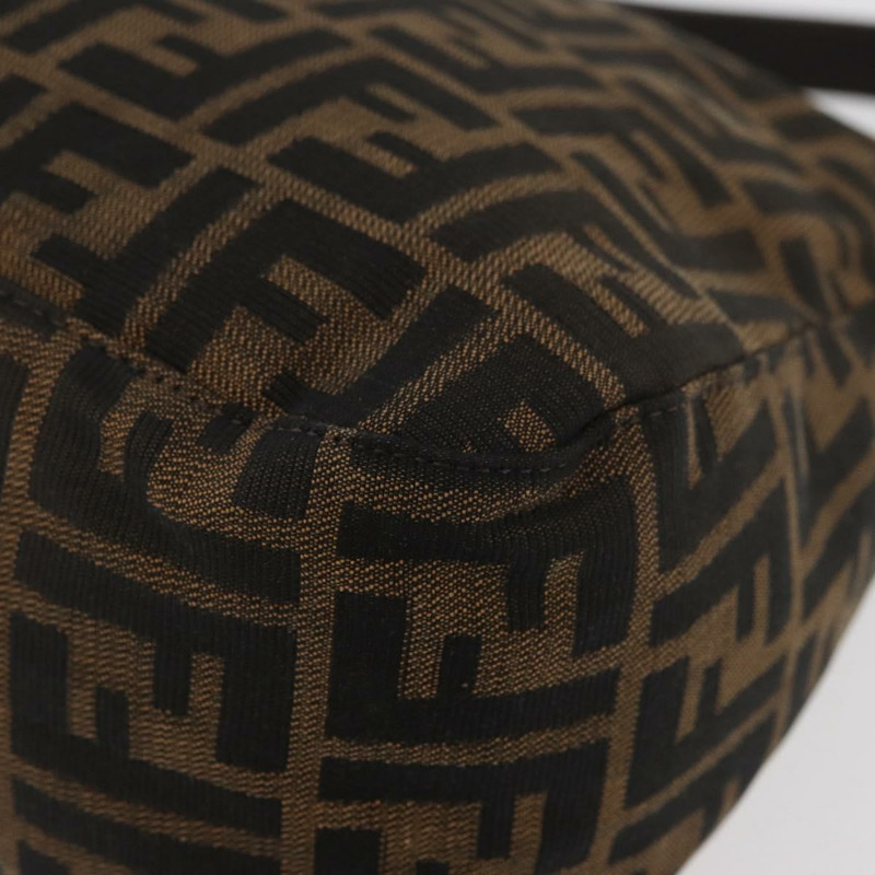【日本直送】FENDI Zucca帆布Mamma Baguette單肩包 黑色棕色 正品 179388SAV-17