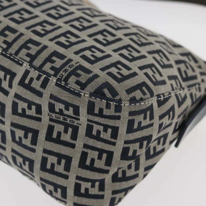 【日本直送】FENDI Zucchino帆布Mamma Baguette單肩包 海軍藍 銀色 正品 179028SAV-14