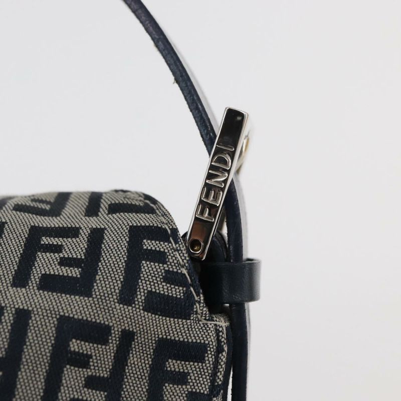 【日本直送】FENDI Zucchino帆布Mamma Baguette單肩包 海軍藍 銀色 正品 179028SAV-17