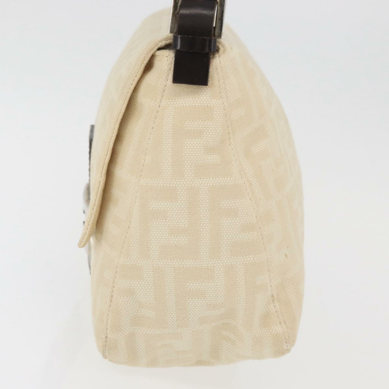 【日本直送】FENDI Zucca帆布Mamma Baguette單肩包 米色 銀色 正品 179443V-3