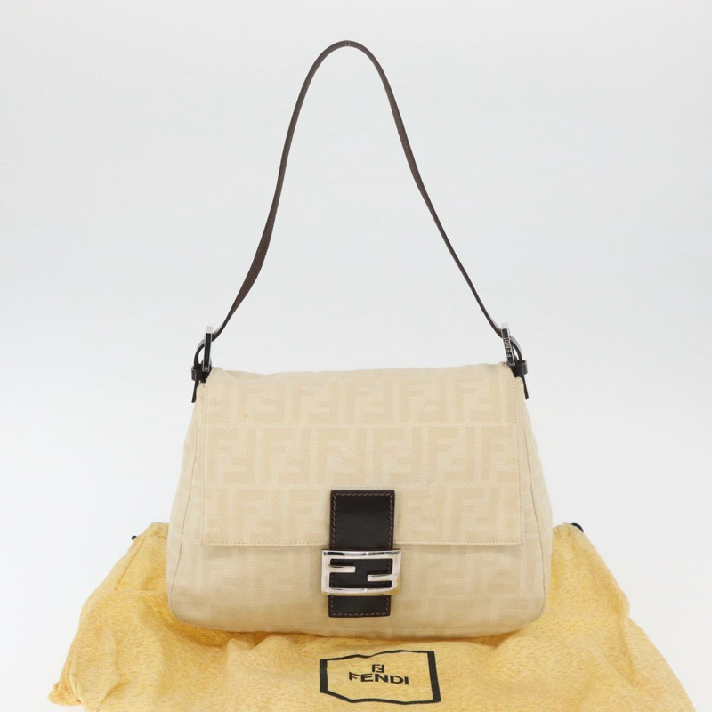 【日本直送】FENDI Zucca帆布Mamma Baguette單肩包 米色 銀色 正品 179443V-11