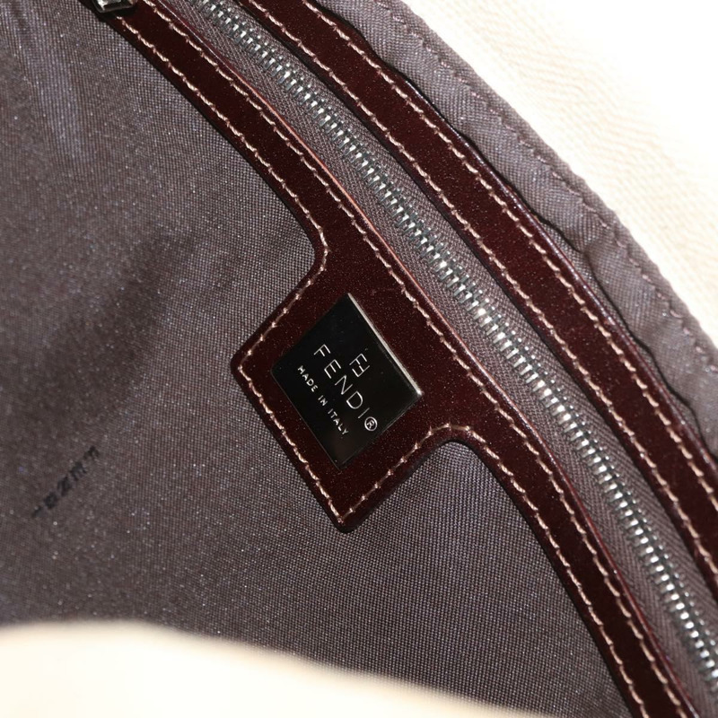 【日本直送】FENDI Zucca帆布Mamma Baguette單肩包 米色 銀色 正品 179443V-21