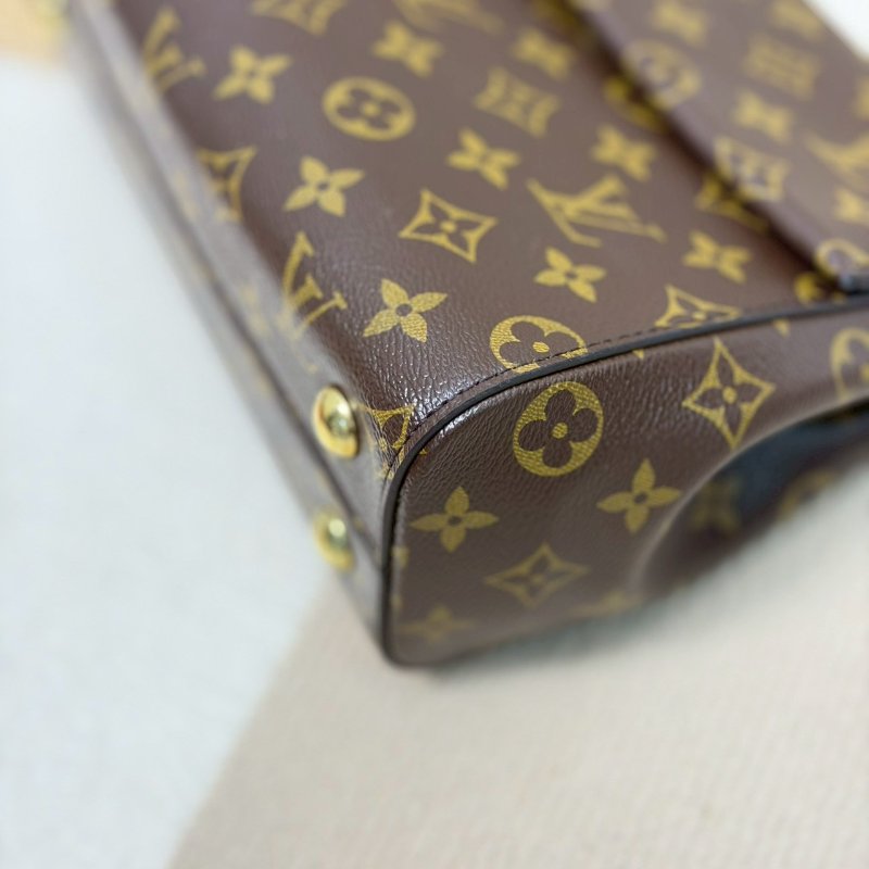 （激新！適合送禮❤️）🏷LV 路易威登．Cluny BB 兩用仕女包 M42738-5