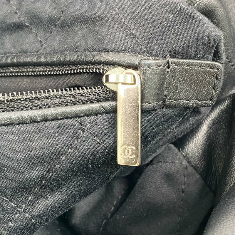 △ CHANEL 香奈兒 Black Calfskin Silver Tone Metal 22 Bag Chain Shoulder Bag 黑色小牛皮銀色金屬鎖鏈肩背包-267010357-15