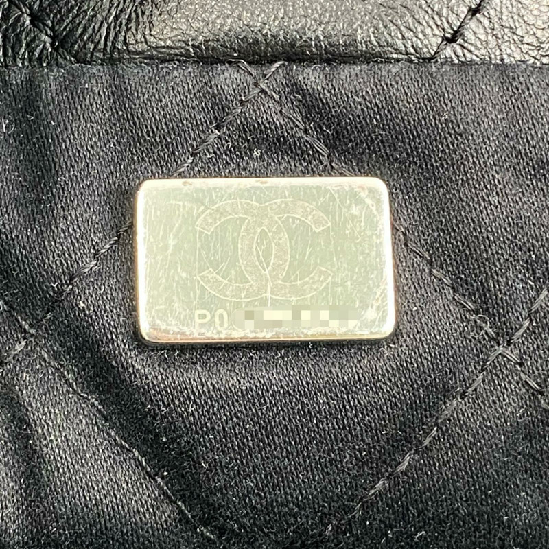 △ CHANEL 香奈兒 Black Calfskin Silver Tone Metal 22 Bag Chain Shoulder Bag 黑色小牛皮銀色金屬鎖鏈肩背包-267010357-17