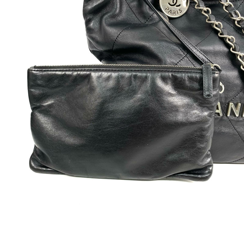 △ CHANEL 香奈兒 Black Calfskin Silver Tone Metal 22 Bag Chain Shoulder Bag 黑色小牛皮銀色金屬鎖鏈肩背包-267010357-20