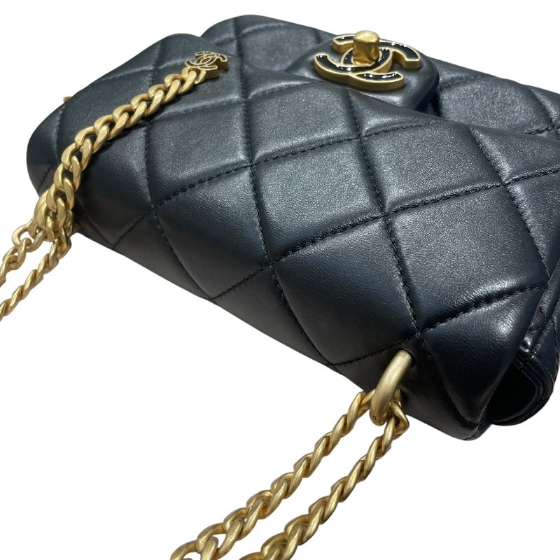 CHANEL 香奈兒 AS3113 琺瑯釦肩背包 小羊皮 黑色 金釦-10