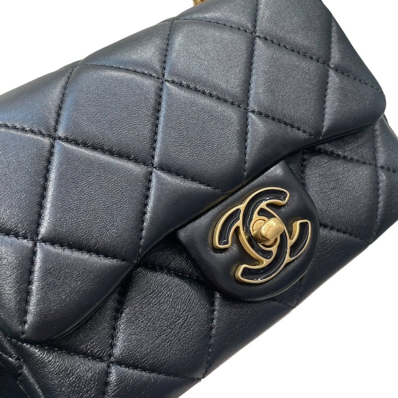 CHANEL 香奈兒 AS3113 琺瑯釦肩背包 小羊皮 黑色 金釦-11