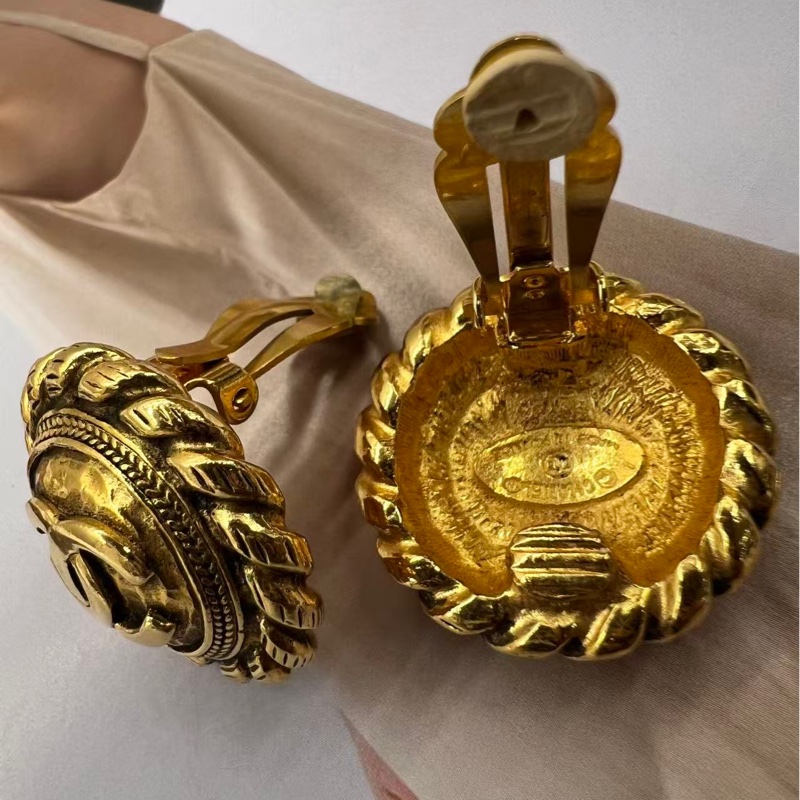 Chanel 金色麻花圓餅耳夾（經典絕版美品）-5