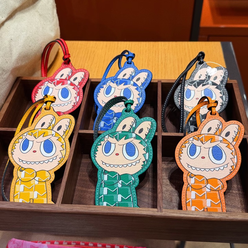 Moynat x Kasing Lung The Monsters Labubu Bag Charm Orange-4