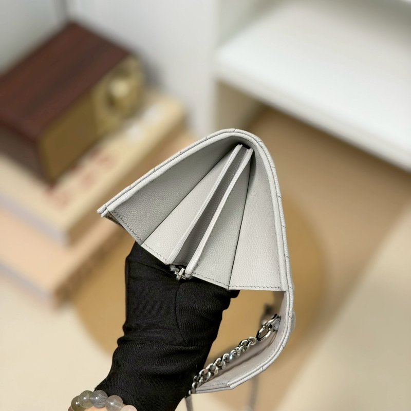 🏷YSL 聖羅蘭．Cassandre 魚子醬信封 woc-24