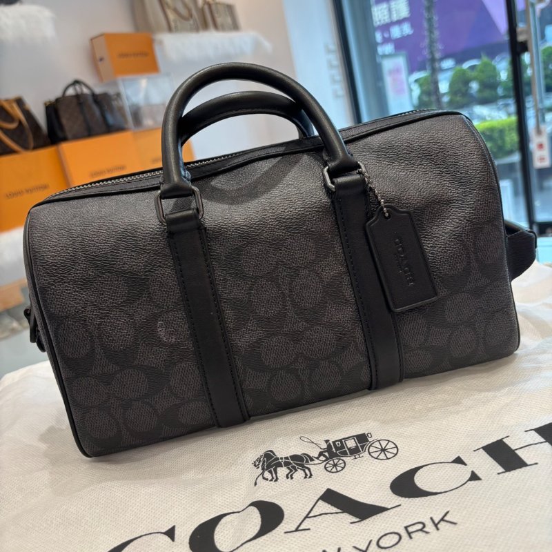 Coach經典老花VENTURER 27號斜背手提行李袋-0