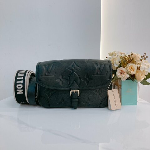 MS0726 Louis Vuitton 路易威登 戴安娜 牛皮 黑色 金扣 Diane Calfskin Black x GHW