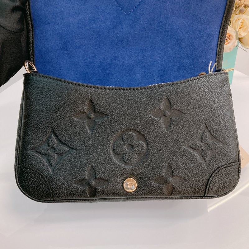 MS0726 Louis Vuitton 路易威登 戴安娜 牛皮 黑色 金扣 Diane Calfskin Black x GHW-15