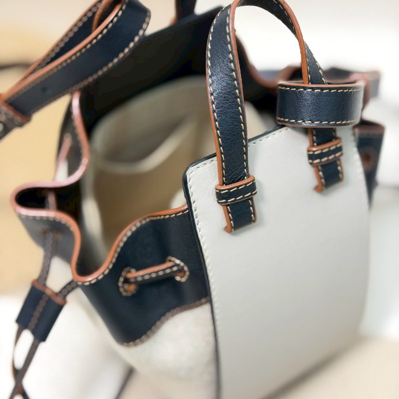 🏷Loewe 羅意威．Mini Hammock 吊床包/客人寄賣-10