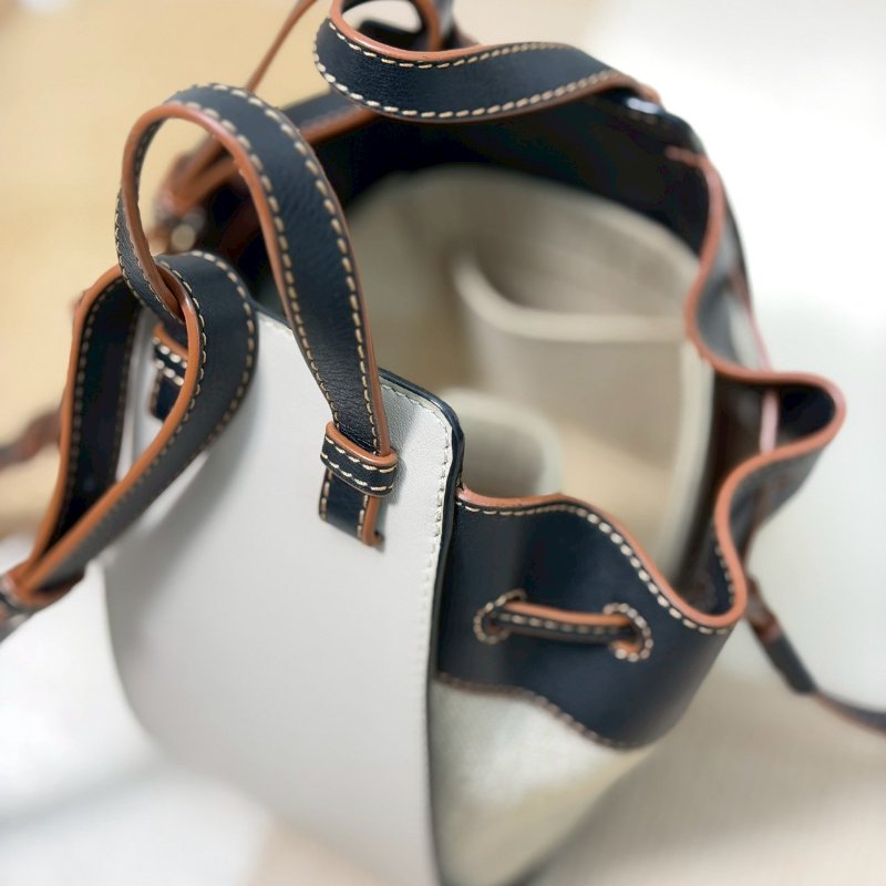 🏷Loewe 羅意威．Mini Hammock 吊床包/客人寄賣-11