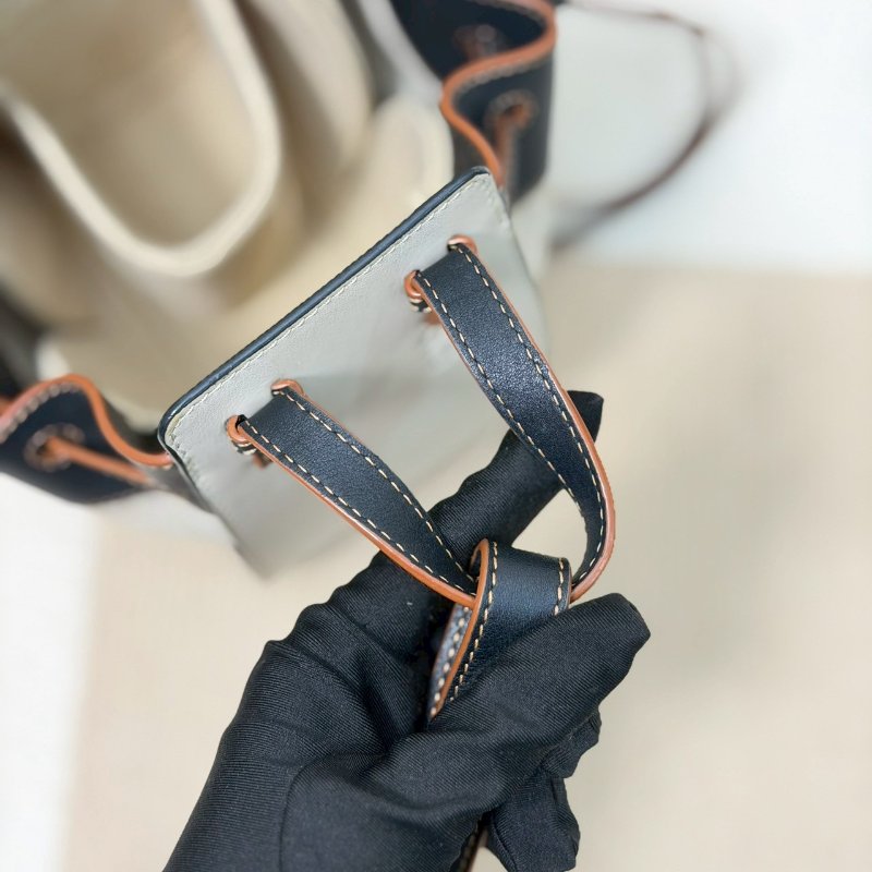 🏷Loewe 羅意威．Mini Hammock 吊床包/客人寄賣-18