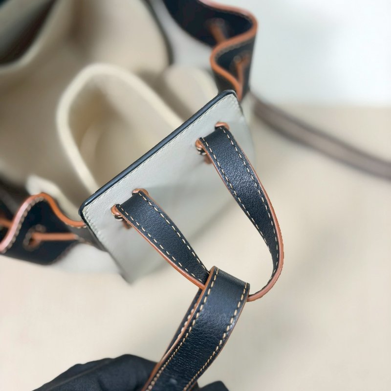 🏷Loewe 羅意威．Mini Hammock 吊床包/客人寄賣-20