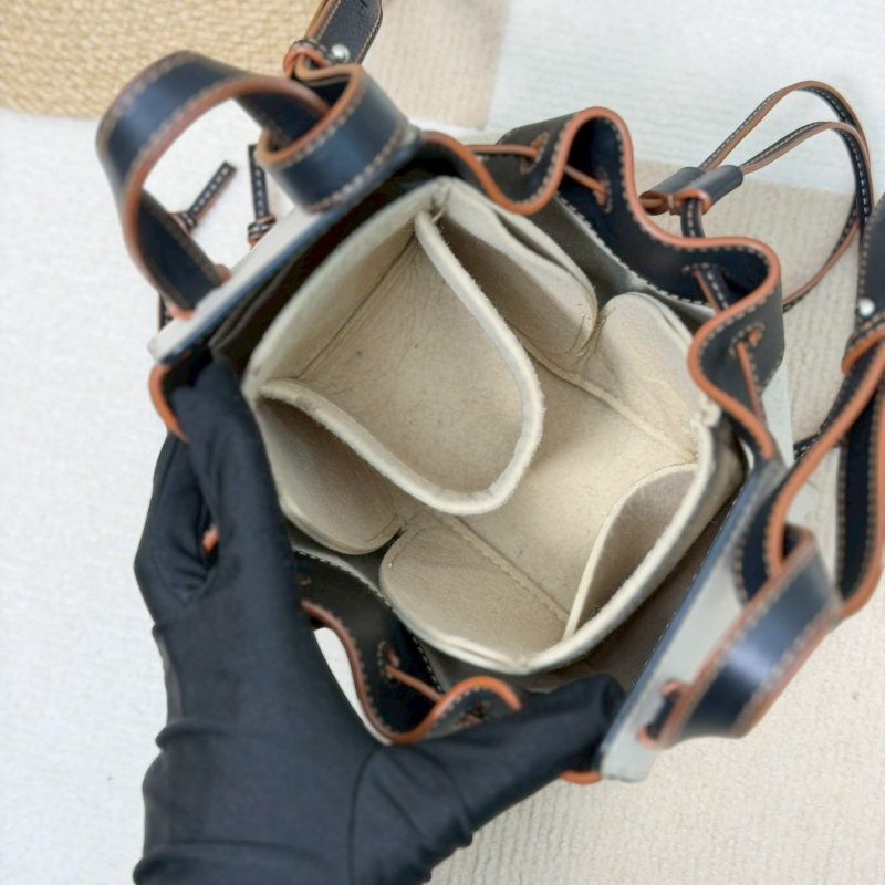 🏷Loewe 羅意威．Mini Hammock 吊床包/客人寄賣-24