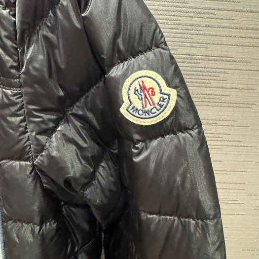 💎Han's house精品服飾💎moncler Lihou 羽絨 連帽 外套 可手水洗 現貨 0/1-3