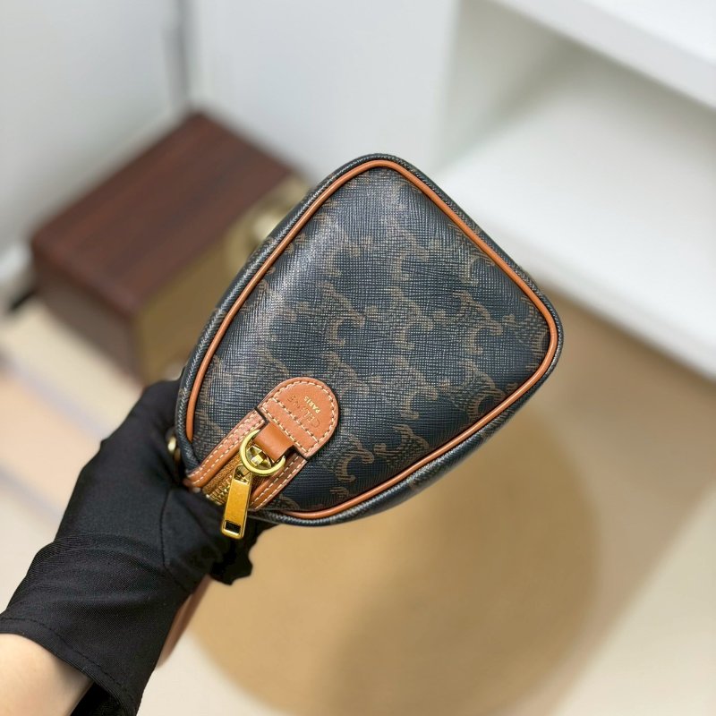 (稀有補貨🫪！）🏷️Celine 瑟琳．Boston 老花波士頓 新款D扣-3