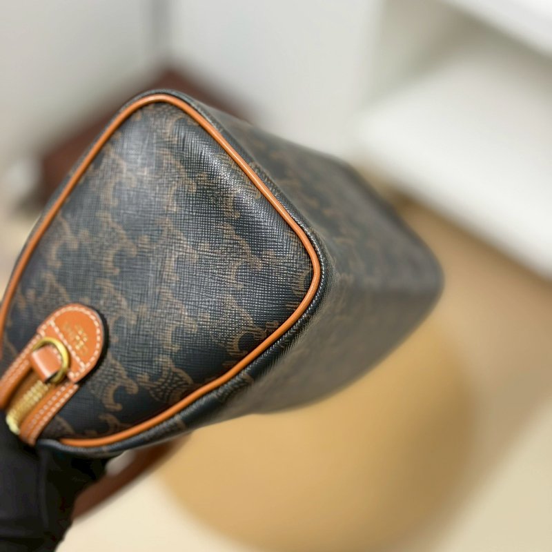 (稀有補貨🫪！）🏷️Celine 瑟琳．Boston 老花波士頓 新款D扣-6