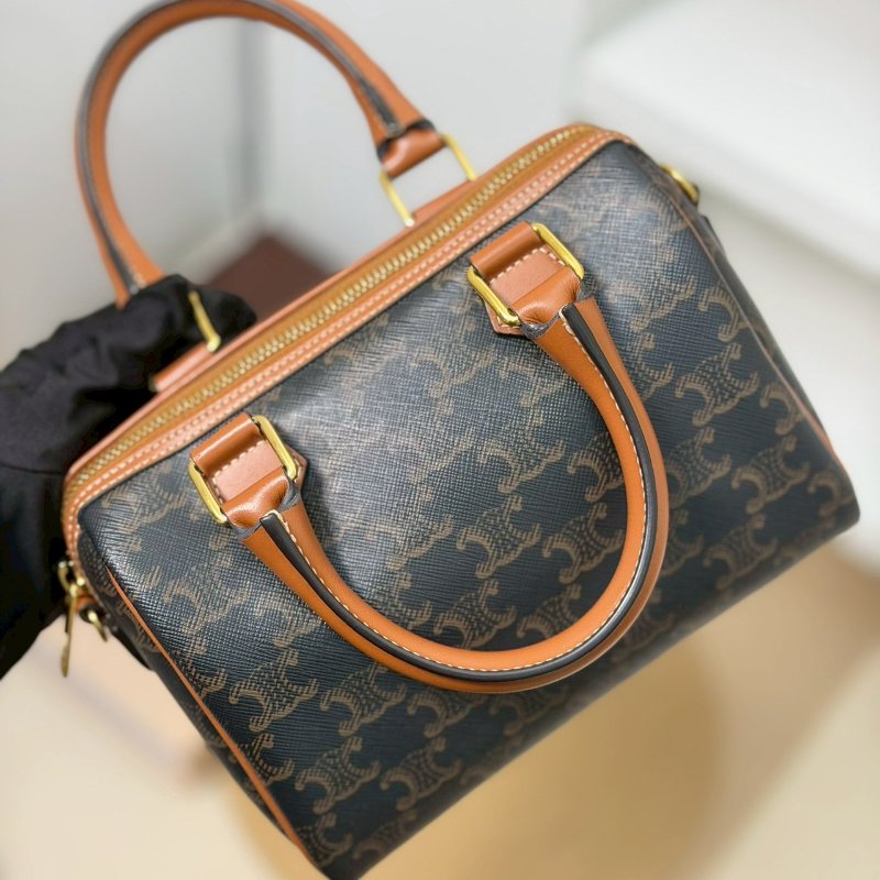 (稀有補貨🫪！）🏷️Celine 瑟琳．Boston 老花波士頓 新款D扣-17
