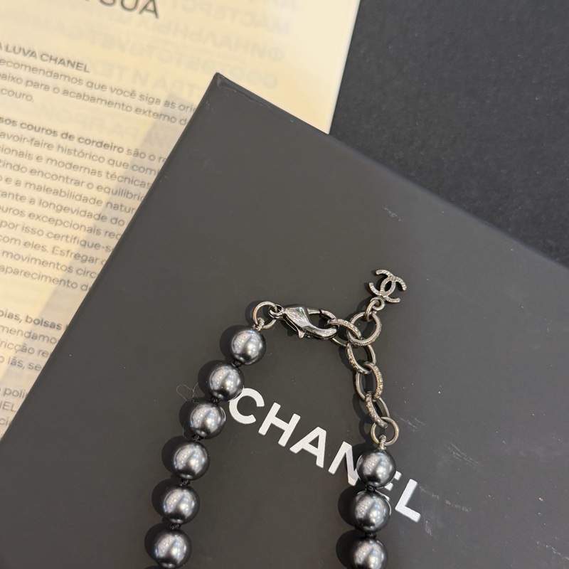 CHANEL黑銀灰珍珠圓形簍空項鏈-4