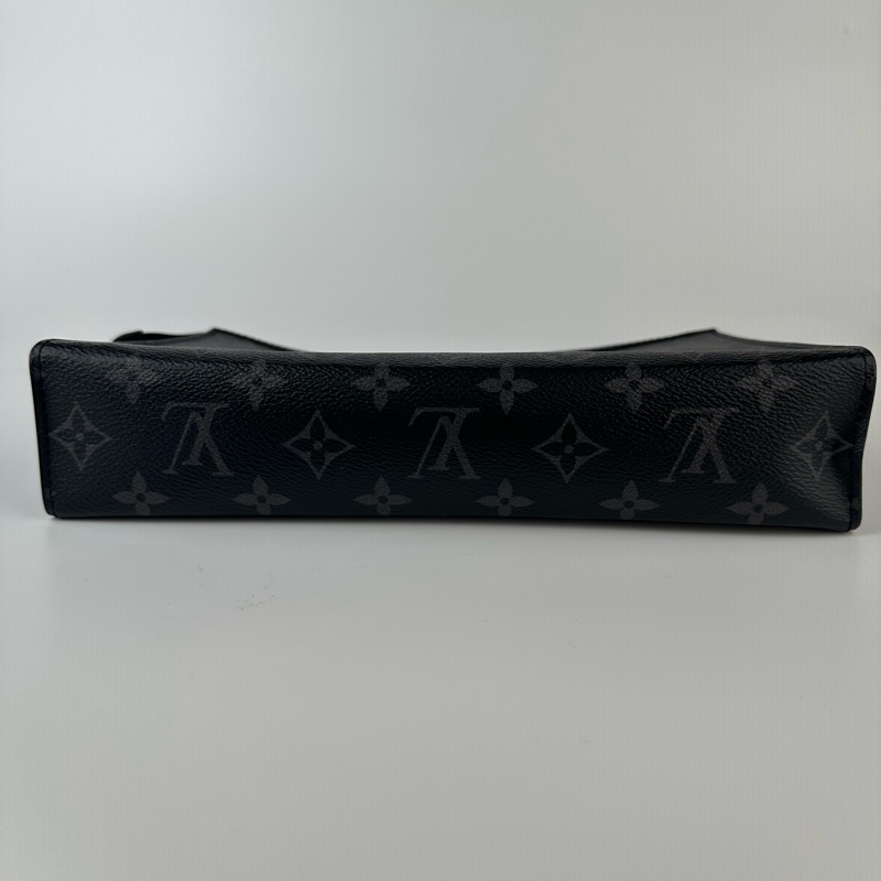 #天菜現貨 🖤 LV Monogram Eclipse 黑老花盥洗手拿包 #附購證-13