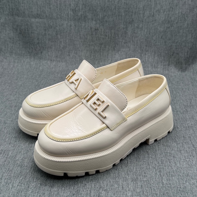 CHANEL 香奈兒米白色厚底字母 36碼-0