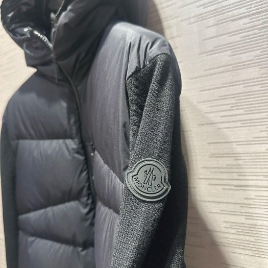 💎Han's house精品服飾💎moncler 拼接 羽絨 連帽 外套 可手水洗 現貨  L 原價48500-1