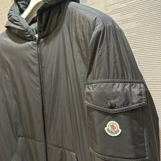 💎Han's house精品服飾💎moncler Monteynard 防風 防水 風衣 內 羽絨 連帽 外套 現貨 2 原價55700-2