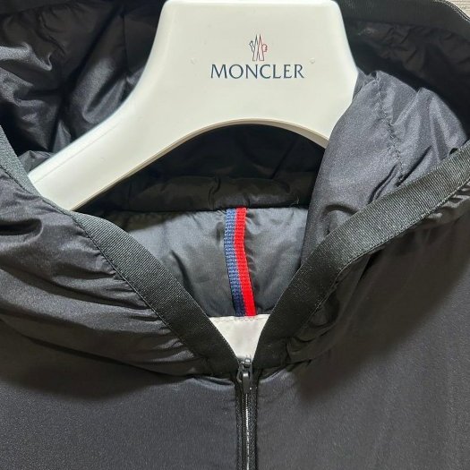 💎Han's house精品服飾💎moncler Monteynard 防風 防水 風衣 內 羽絨 連帽 外套 現貨 2 原價55700-4