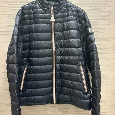 💎Han's house精品服飾💎Moncler Daniel 羽絨 外套 可手水洗 深藍 現貨 6 原價48800