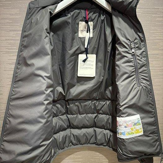 💎Han's house精品服飾💎moncler Baudinet 消光 羽絨 外套 現貨 S 原價 47900-5