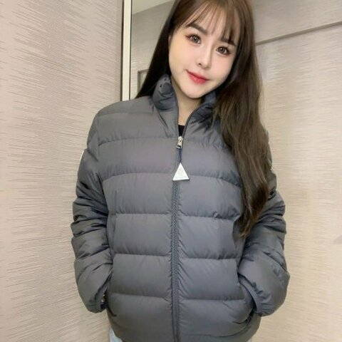 💎Han's house精品服飾💎moncler Baudinet 消光 羽絨 外套 現貨 S 原價 47900