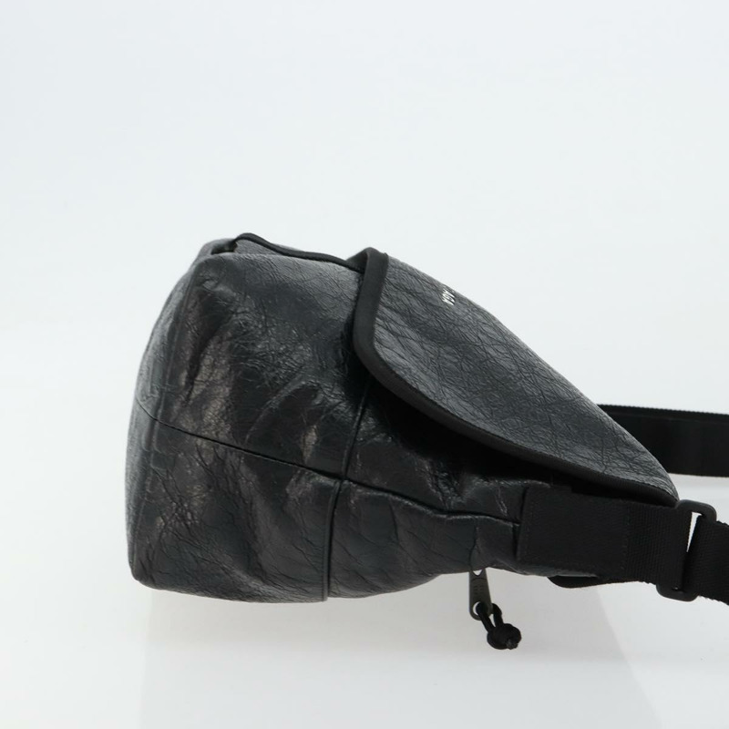 【日本直送】BALENCIAGA Explorer 黑色皮革單肩包 620259 Auth mr2509A-2