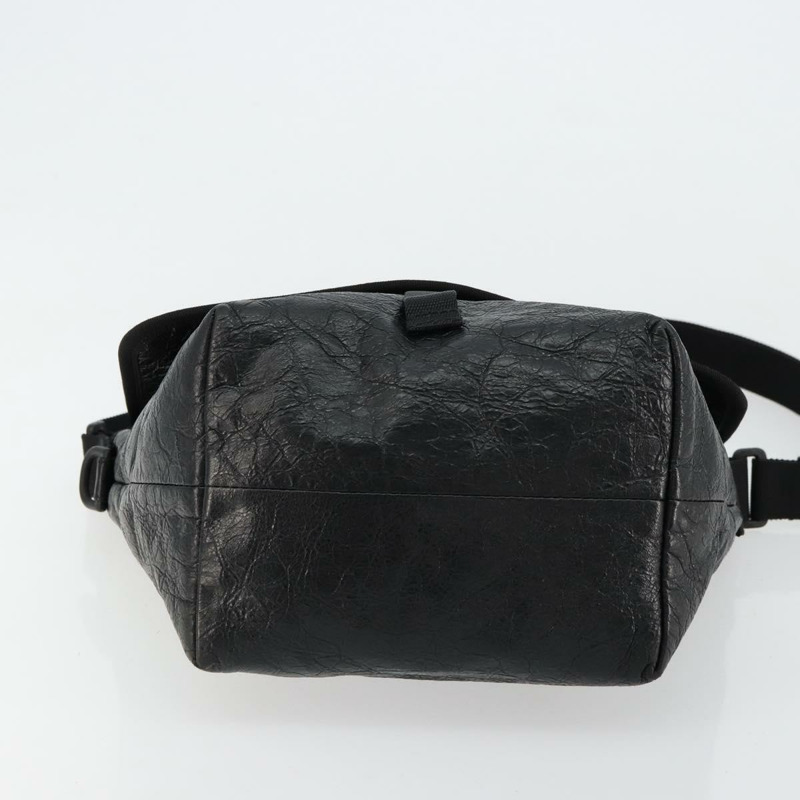 【日本直送】BALENCIAGA Explorer 黑色皮革單肩包 620259 Auth mr2509A-4