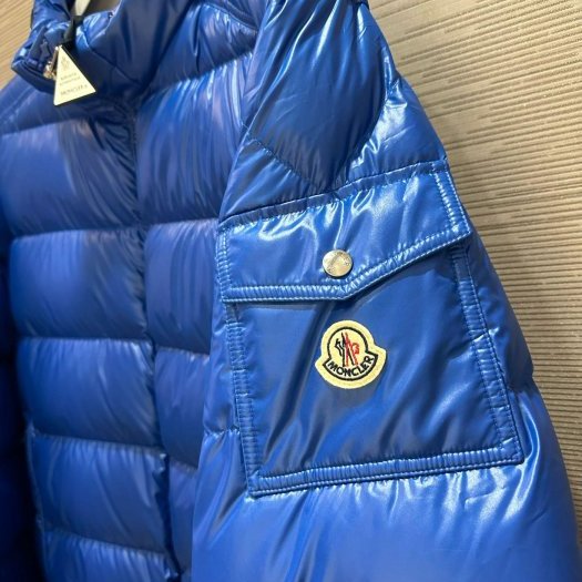 💎Han's house精品服飾💎moncler Bourne 羽絨 外套 可手水洗 現貨5原價47700-4