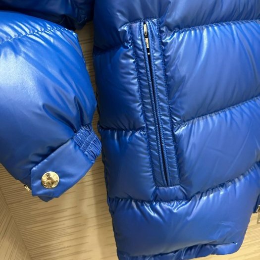 💎Han's house精品服飾💎moncler Bourne 羽絨 外套 可手水洗 現貨5原價47700-6
