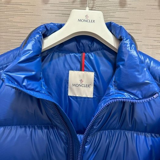 💎Han's house精品服飾💎moncler Bourne 羽絨 外套 可手水洗 現貨5原價47700-7