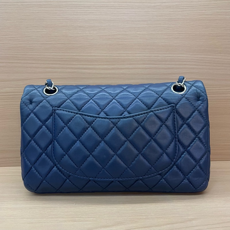 Chanel香奈儿CF深蓝色羊皮中號 2009年 12開 有卡 無塵袋無盒子 尺寸 25*15*6*-1