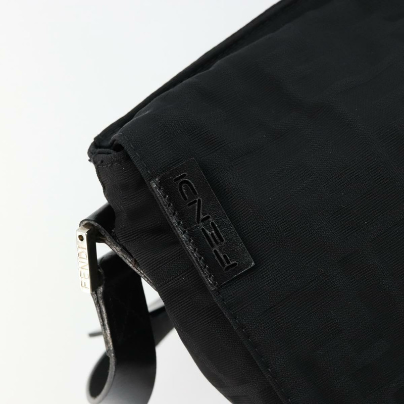 【日本直送】FENDI Zucca帆布單肩包 黑色 銀色 正品 177493A-8