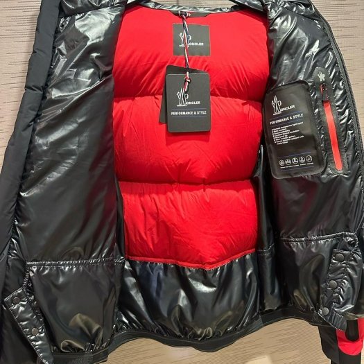 💎Han's house精品服飾💎 MONCLER PRAMINT 滑雪系列 高機能 羽絨 連帽 外套 消光紅 可手水洗 現貨 L 原價72600-4